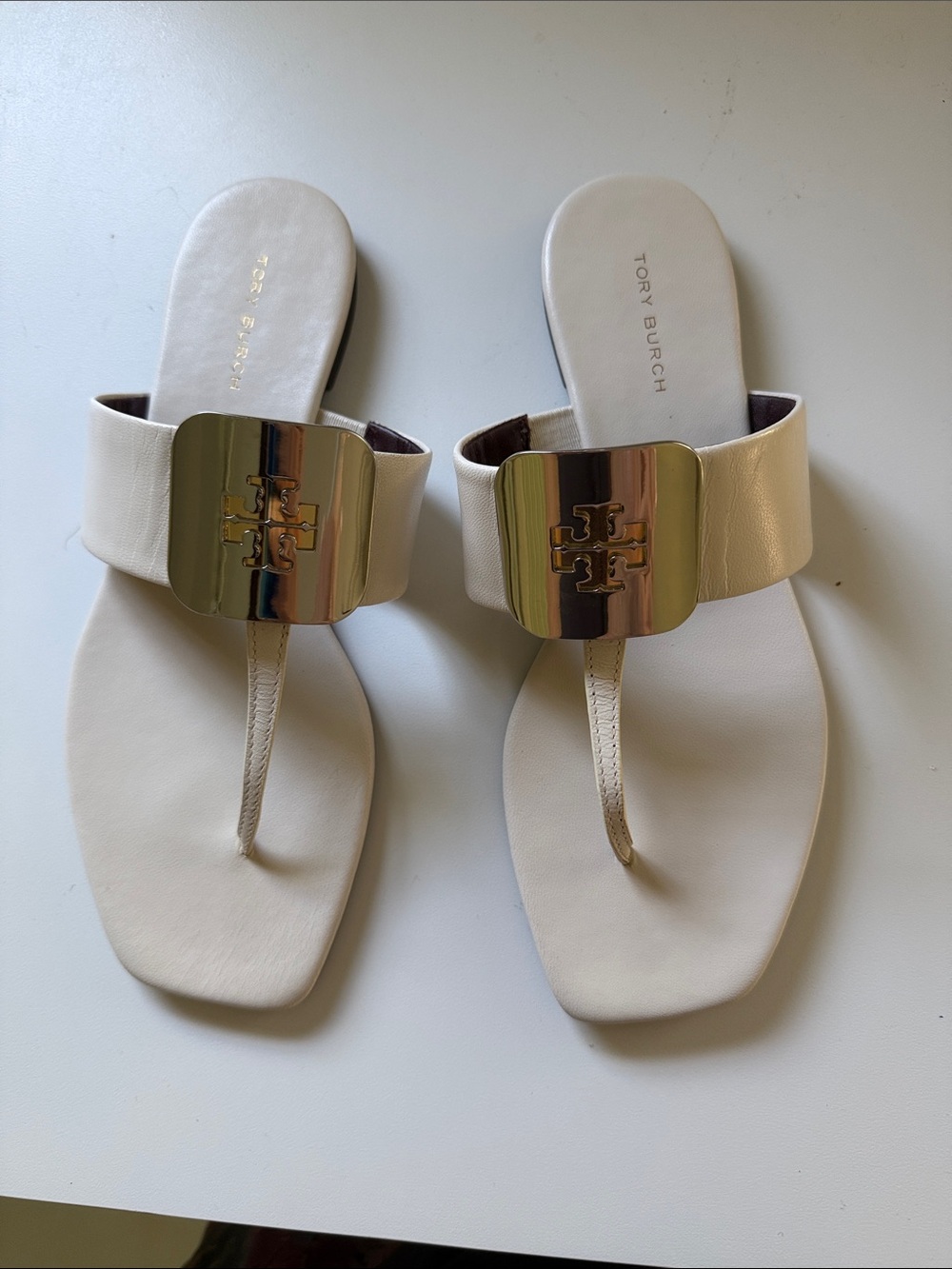 Tory Burch Cream Leather Logo Thong Sandals with Gold Plaque